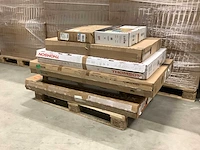 Pallet televisie - 7 items - afbeelding 1 van  8