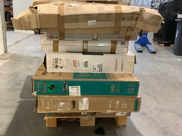 Pallet televisies retourgoederen - 10 items - afbeelding 3 van  7