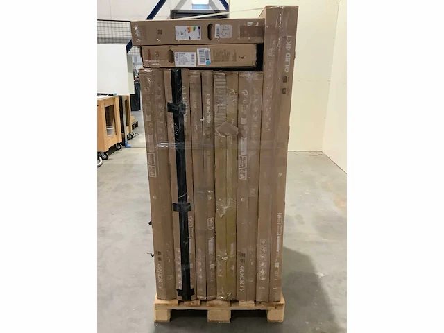 Pallet televisies retourgoederen - 10 items - afbeelding 3 van  8