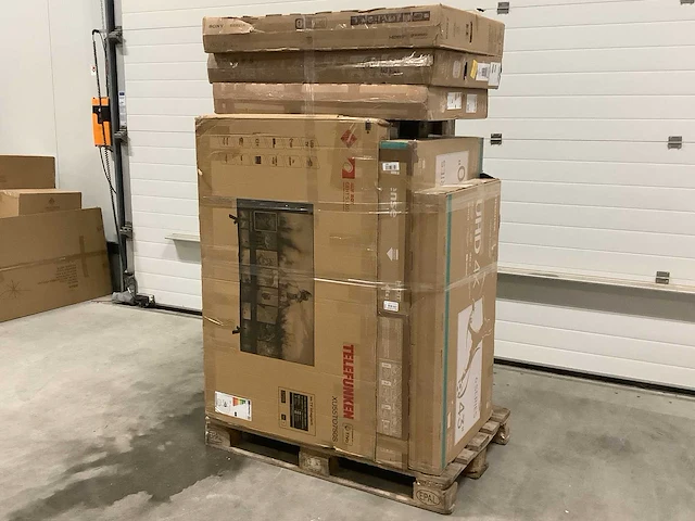 Pallet televisies retourgoederen - 11 items - afbeelding 1 van  7