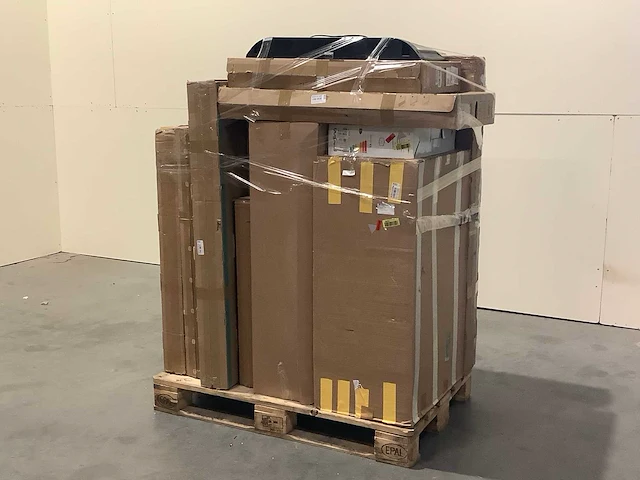 Pallet televisies retourgoederen - 12 items - afbeelding 1 van  8