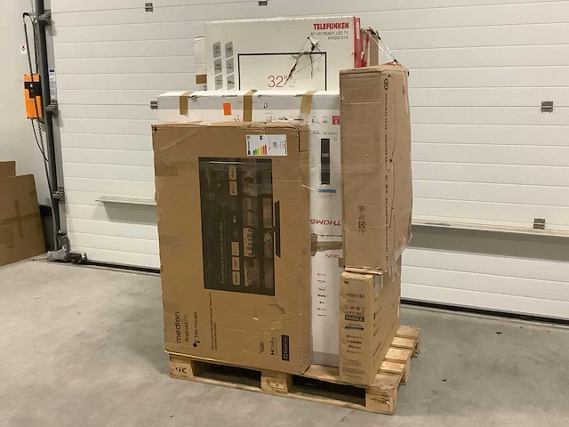 Pallet televisies retourgoederen - 12 items - afbeelding 1 van  6
