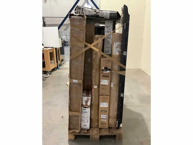 Pallet televisies retourgoederen - 13 items - afbeelding 3 van  7