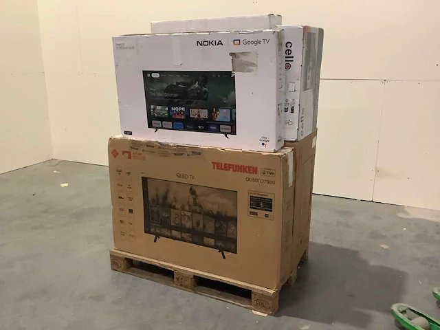 Pallet televisies retourgoederen - 13 items - afbeelding 1 van  7