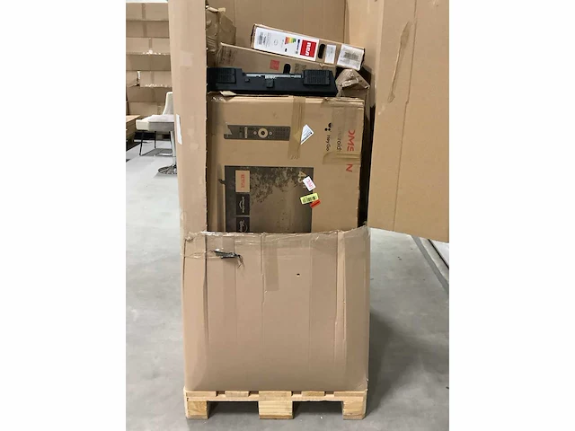Pallet televisies retourgoederen - 17 items - afbeelding 3 van  6