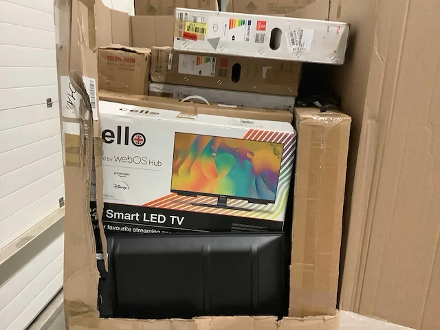 Pallet televisies retourgoederen - 18 items - afbeelding 3 van  7