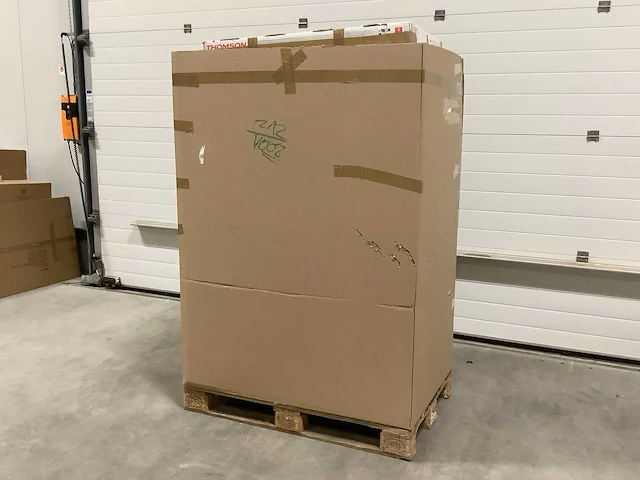 Pallet televisies retourgoederen - 18 items - afbeelding 1 van  6
