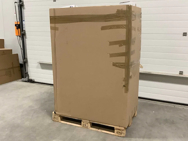 Pallet televisies retourgoederen - 22 items - afbeelding 1 van  6
