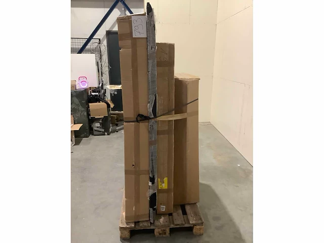 Pallet televisies retourgoederen - 4 items - afbeelding 3 van  6