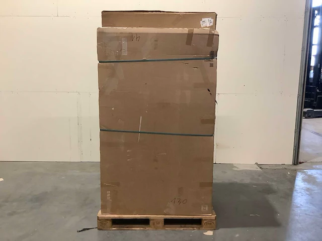Pallet televisies retourgoederen - 4 items - afbeelding 2 van  6