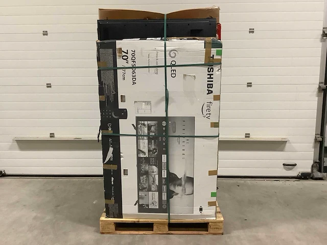 Pallet televisies retourgoederen - 4 items - afbeelding 2 van  5