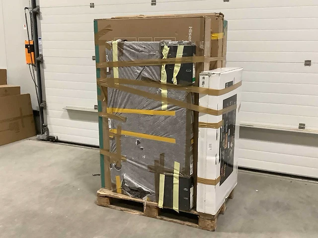 Pallet televisies retourgoederen - 6 items - afbeelding 1 van  5