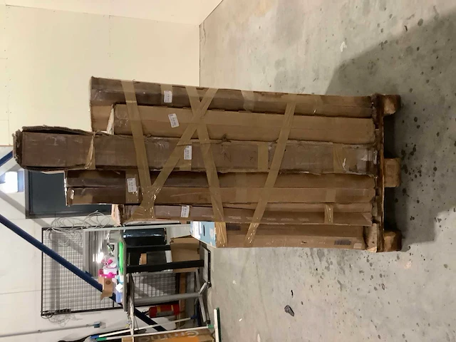 Pallet televisies retourgoederen - 6 items - afbeelding 3 van  7