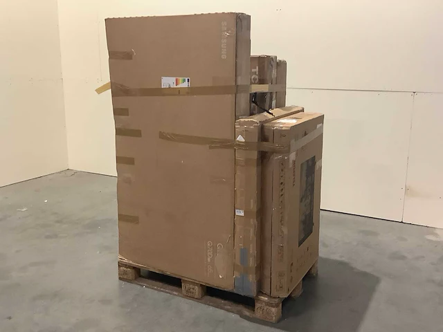 Pallet televisies retourgoederen - 7 items - afbeelding 1 van  8