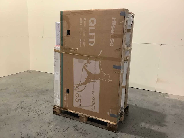 Pallet televisies retourgoederen - 7 items - afbeelding 1 van  8