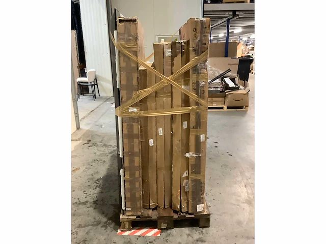 Pallet televisies retourgoederen - 7 items - afbeelding 3 van  9