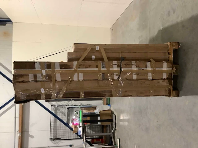Pallet televisies retourgoederen - 7 items - afbeelding 4 van  5
