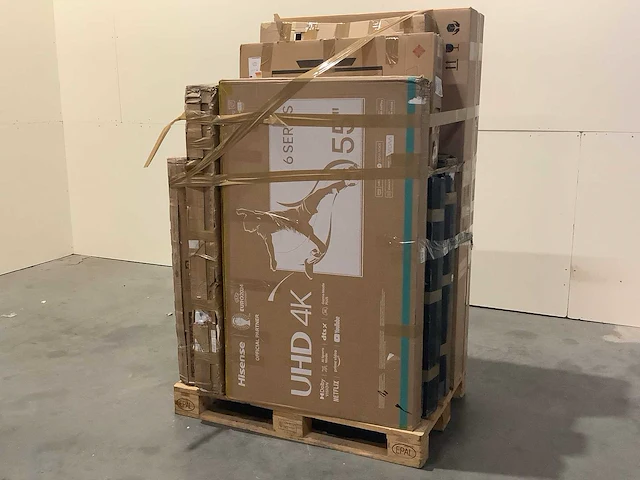 Pallet televisies retourgoederen - 8 items - afbeelding 1 van  8