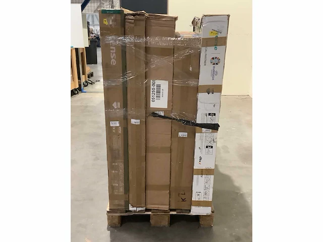 Pallet televisies retourgoederen - 8 items - afbeelding 3 van  6