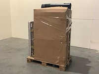 Pallet televisies retourgoederen - 8 items - afbeelding 1 van  7