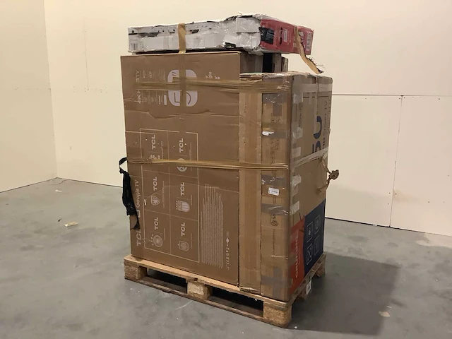 Pallet televisies retourgoederen - 8 items - afbeelding 1 van  7