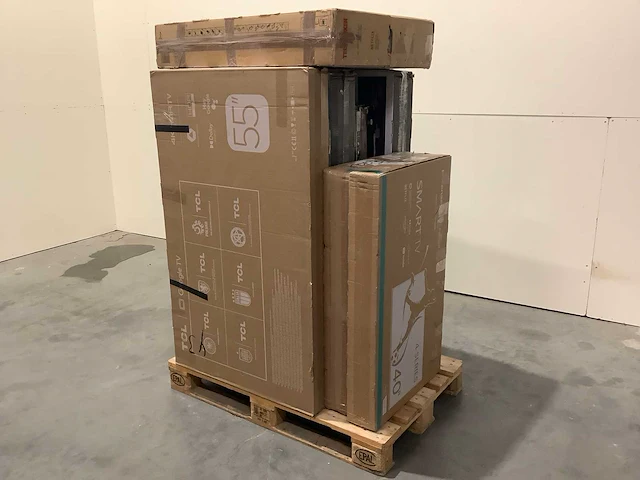 Pallet televisies retourgoederen - 8 items - afbeelding 1 van  8