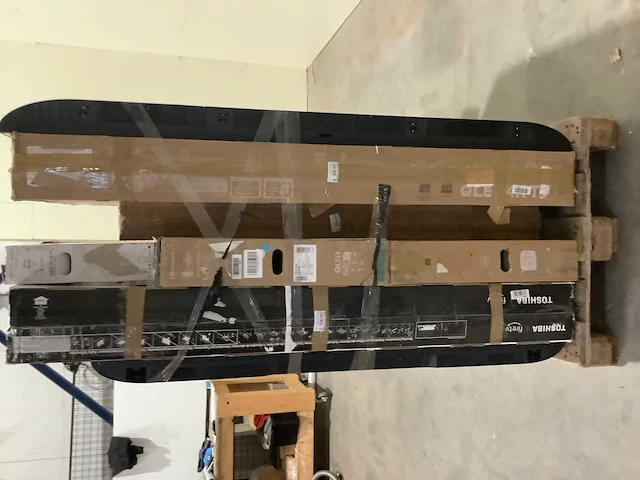 Pallet televisies retourgoederen - 9 items - afbeelding 3 van  8