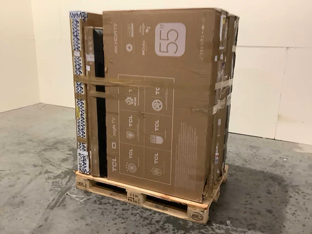 Pallet televisies retourgoederen - 9 items - afbeelding 1 van  7