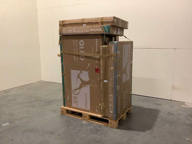 Pallet televisies retourgoederen - 9 items - afbeelding 1 van  6