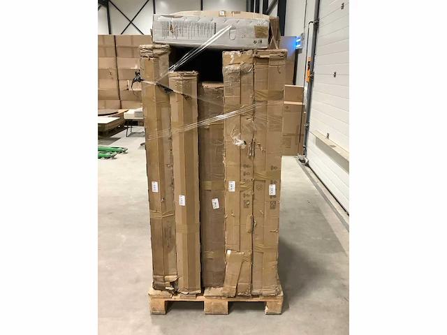 Pallet televisies retourgoederen - 9 items - afbeelding 3 van  6