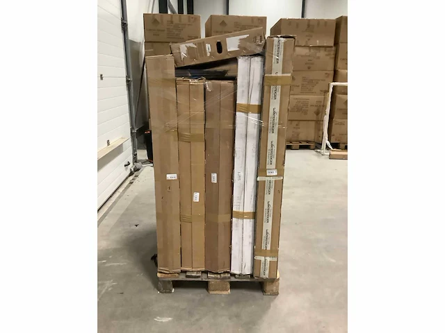 Pallet televisies retourgoederen - 9 items - afbeelding 3 van  6