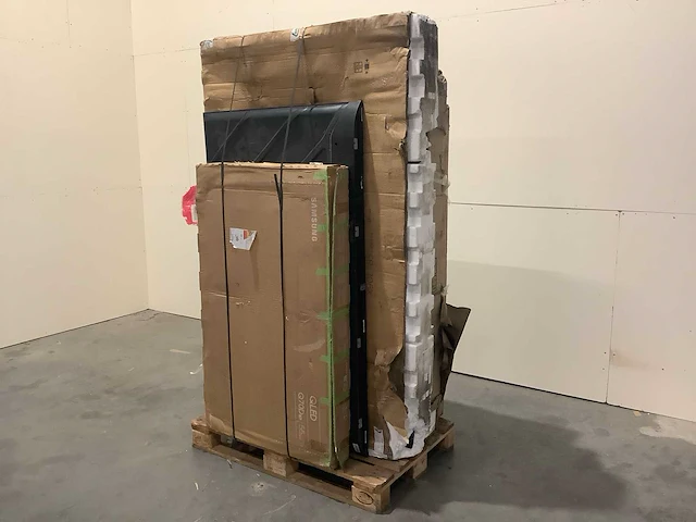 Pallet televisies - afbeelding 1 van  6
