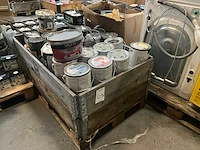 Pallet verf - afbeelding 1 van  9