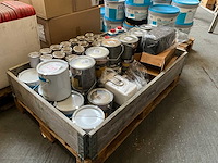Pallet verf - afbeelding 1 van  9