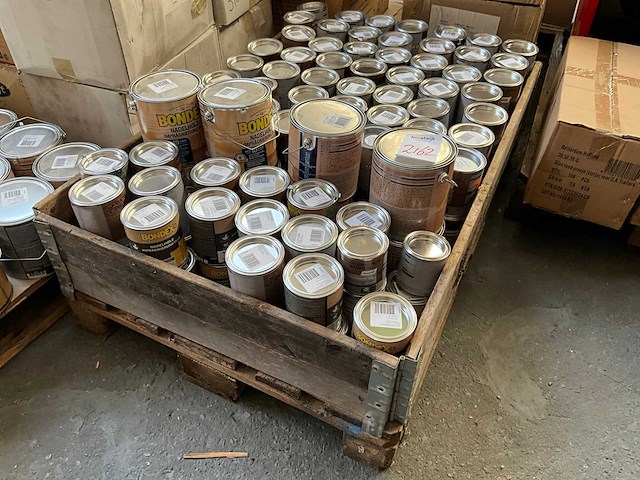 Pallet verf - afbeelding 1 van  9