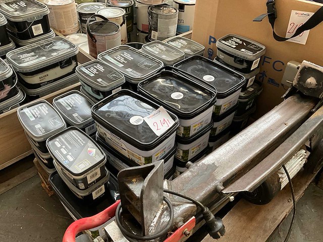 Pallet verf - afbeelding 1 van  7