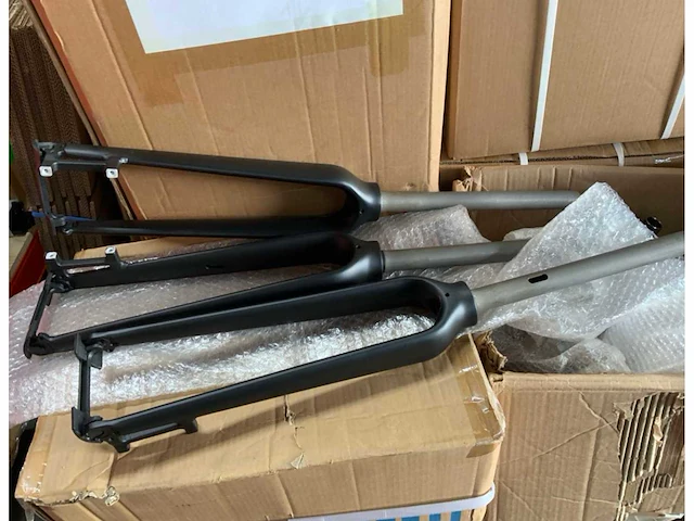 Pallet voorvorken van terugroepactie 10x - afbeelding 2 van  13