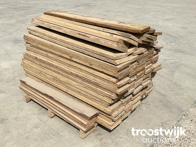 Pallet vuren planken - afbeelding 2 van  3