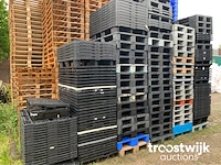 Pallet - afbeelding 1 van  3
