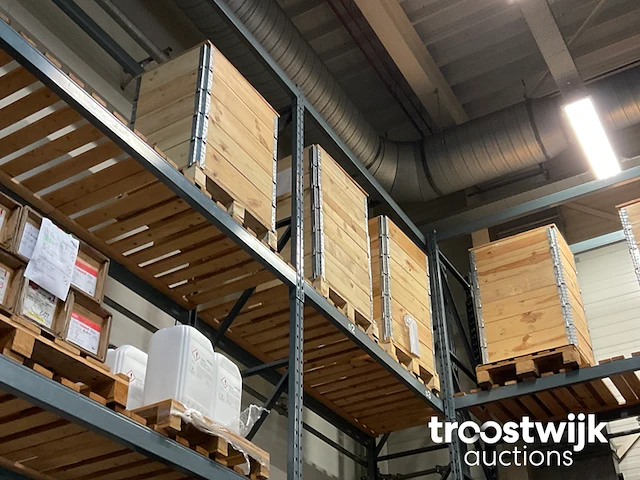 Pallet - afbeelding 2 van  4
