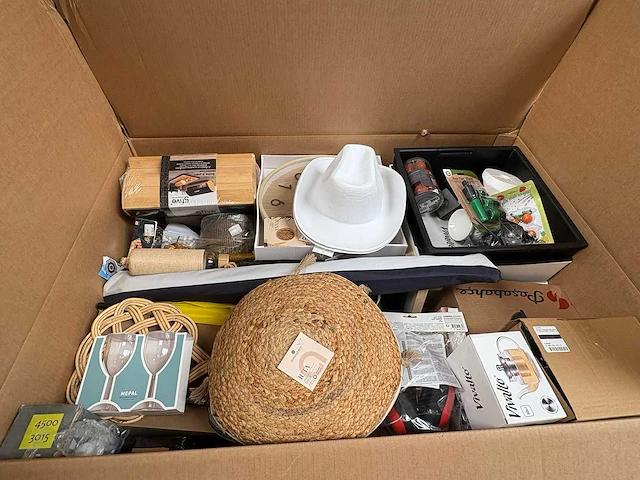 Palletbox magazijnopruiming - huis, tuin en keuken - afbeelding 2 van  2