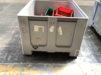 Palletbox met inhoud - afbeelding 4 van  4