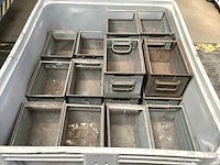 Palletbox met inhoud - afbeelding 2 van  6
