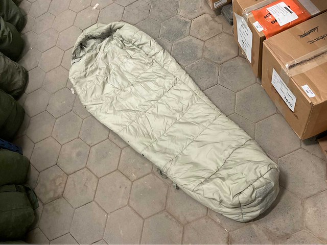 Palletbox sleeping bags - afbeelding 1 van  6