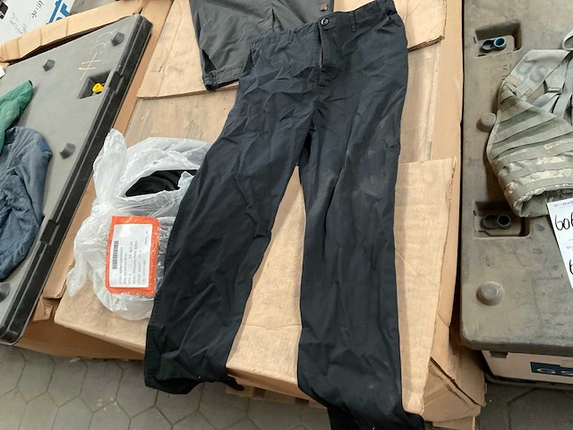 Palletbox trousers - afbeelding 1 van  2