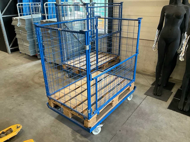 Palletkooi op verrijdbaar onderstel - afbeelding 1 van  2