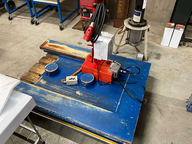 Palletlift - afbeelding 1 van  4