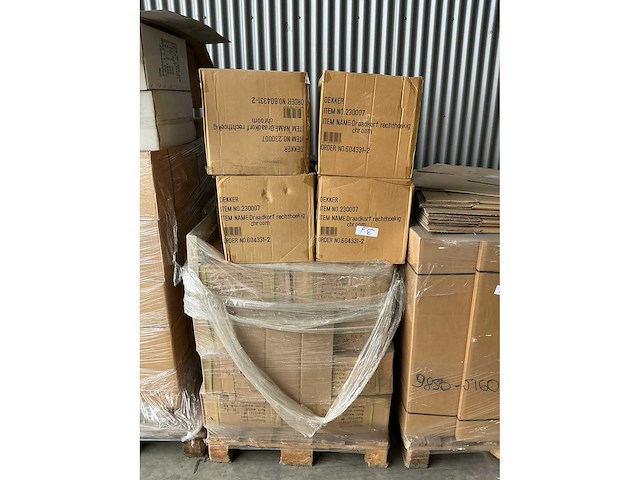 Pallets diverse keukenaccessoires - afbeelding 17 van  37