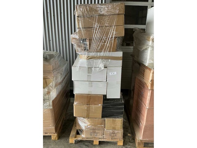 Pallets diverse keukenaccessoires - afbeelding 21 van  37
