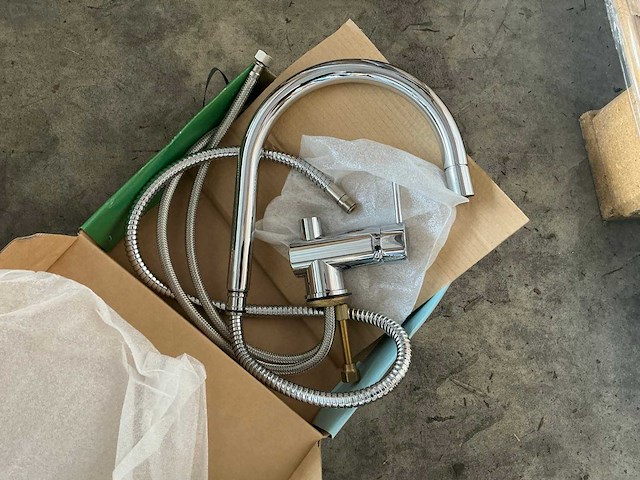 Pallets diverse keukenaccessoires - afbeelding 33 van  37